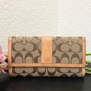 COACH Signature Jacquard Brown Canvas on Natural Leather Continental Wallet